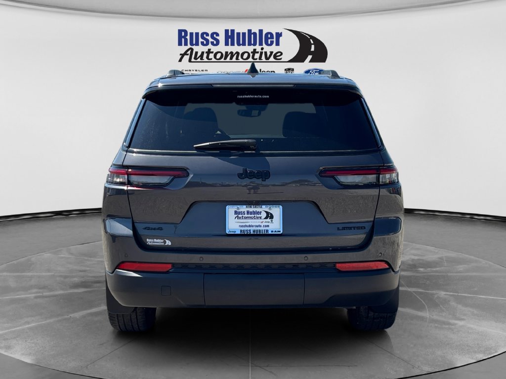 Used 2024 Jeep Grand Cherokee L Limited w/ Black Appearance Package AWD/4WD image 4