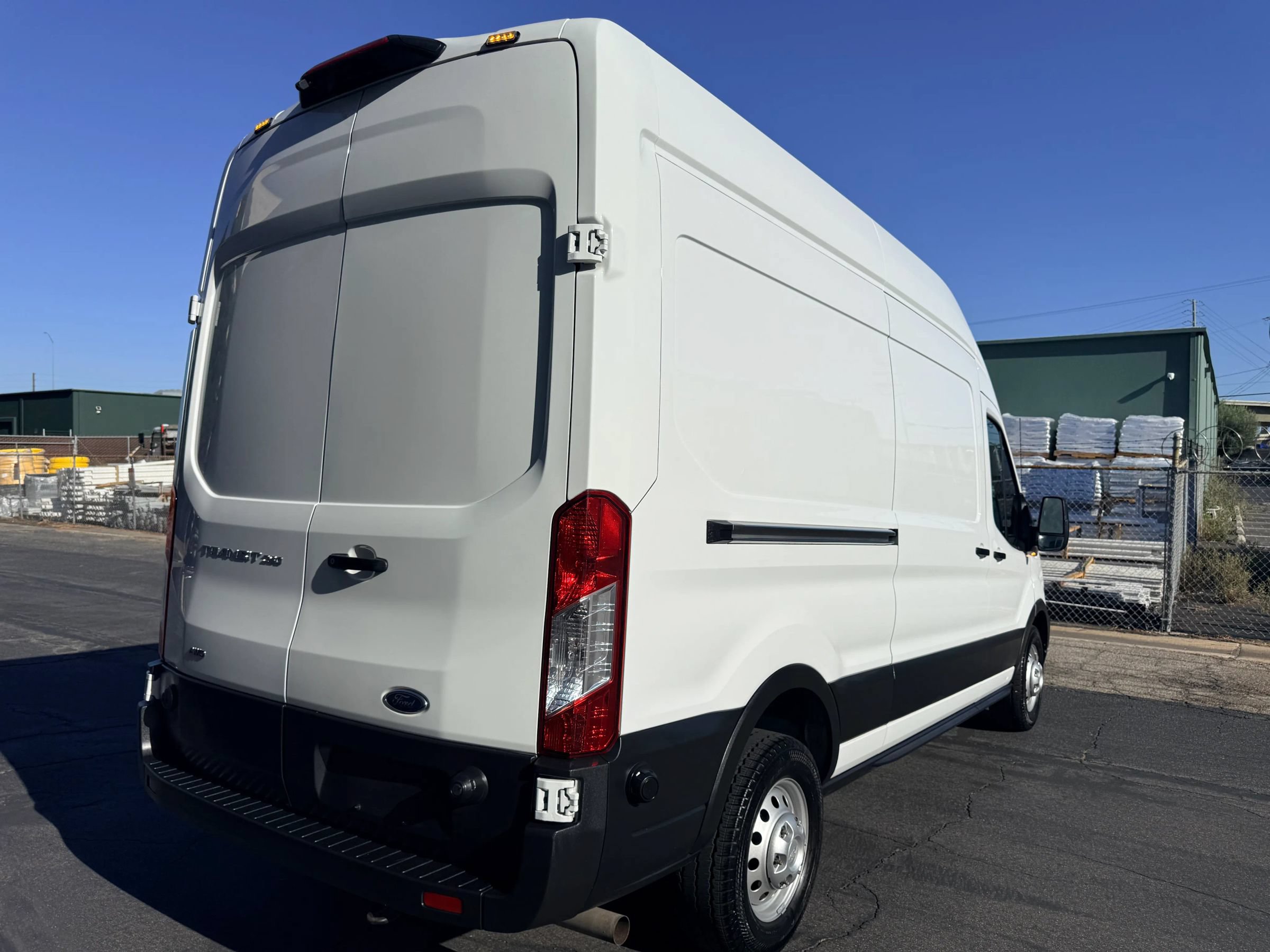 Used 2023 Ford Transit 250 148 High Roof AWD image 6