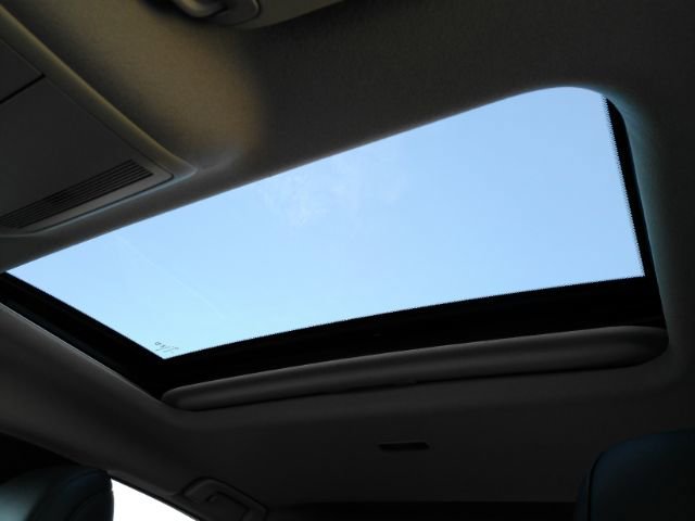 Used 2020 MAZDA CX-30 AWD w/ Premium Package image 7