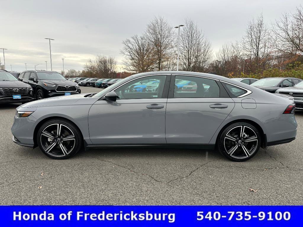 Used 2024 Honda Accord Sport image 3