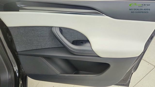 Used 2024 Tesla Model X Plaid image 24