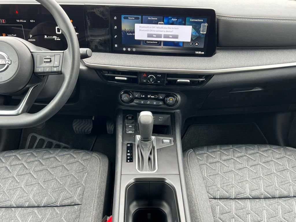 New 2026 Nissan Kicks SV image 3