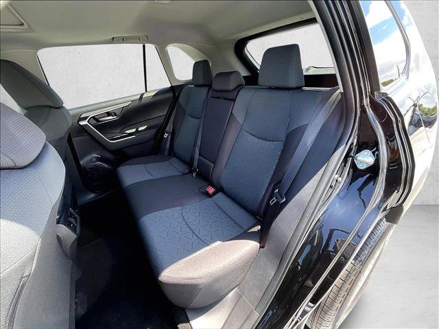 Used 2025 Toyota RAV4 XLE w/ Convenience Package FWD image 28