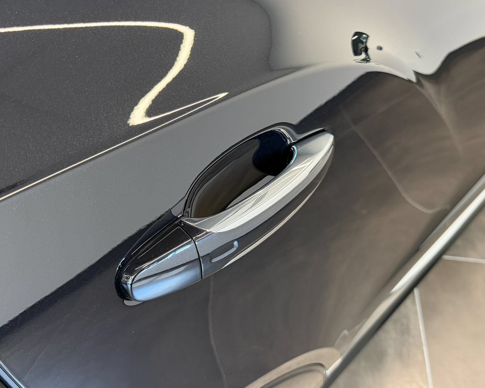 New 2026 Bentley Bentayga Extended Wheelbase AWD/4WD image 57