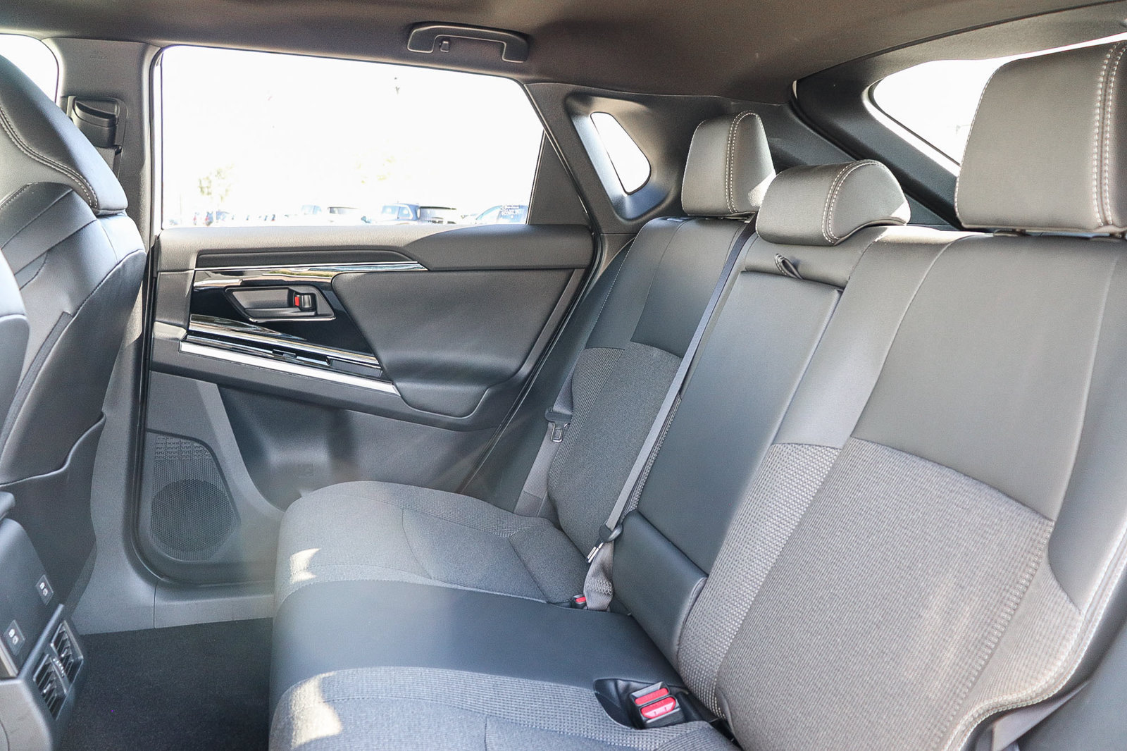 Used 2025 Toyota bZ4X FWD w/ Weather Package image 19