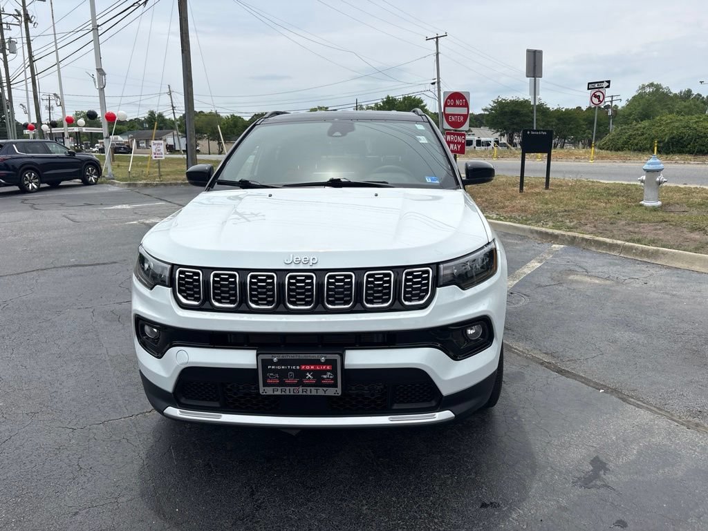 Used 2025 Jeep Compass Limited AWD/4WD image 8