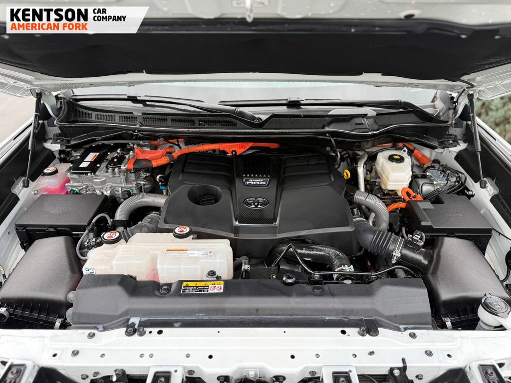 Used 2025 Toyota Tundra Limited w/ TRD Off-Road Package image 15