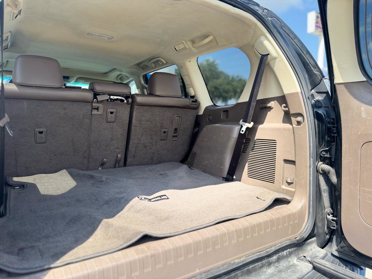 Used 2018 Lexus GX 460 Premium w/ Premium Package AWD/4WD image 26