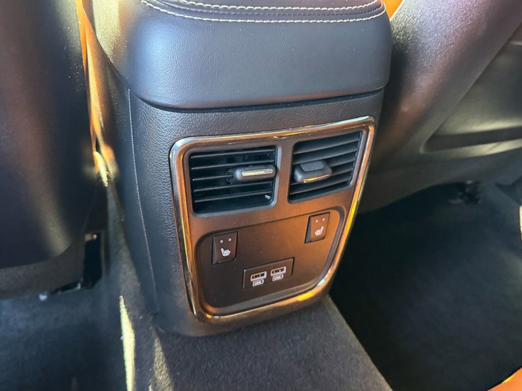 Used 2022 Dodge Charger SRT Hellcat w/ Harman/Kardon Audio Group RWD image 18