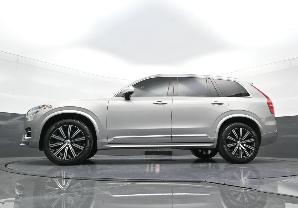 Used 2024 Volvo XC90 B6 Plus AWD/4WD image 25