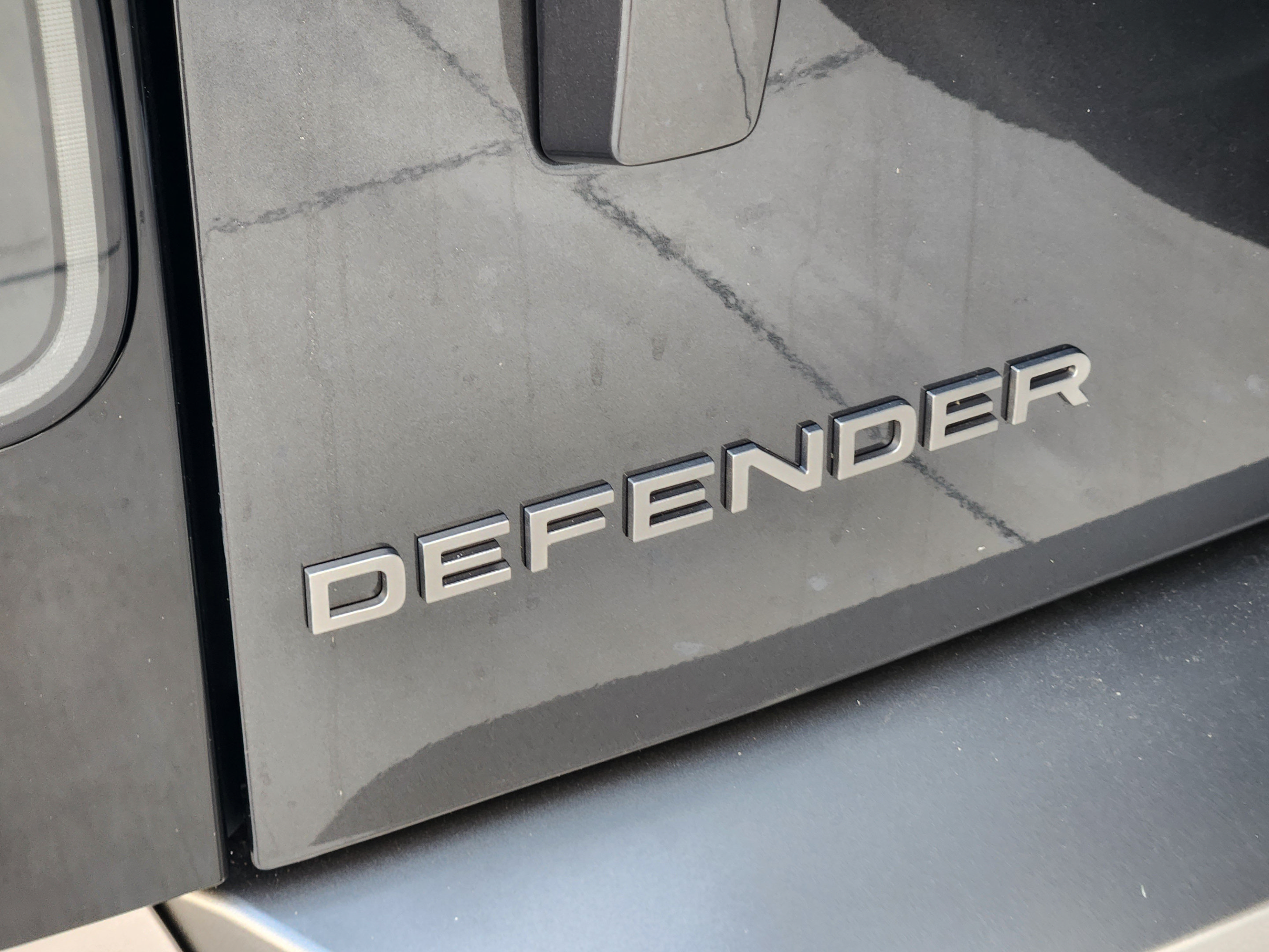 New 2026 Land Rover Defender 110 S AWD/4WD image 33