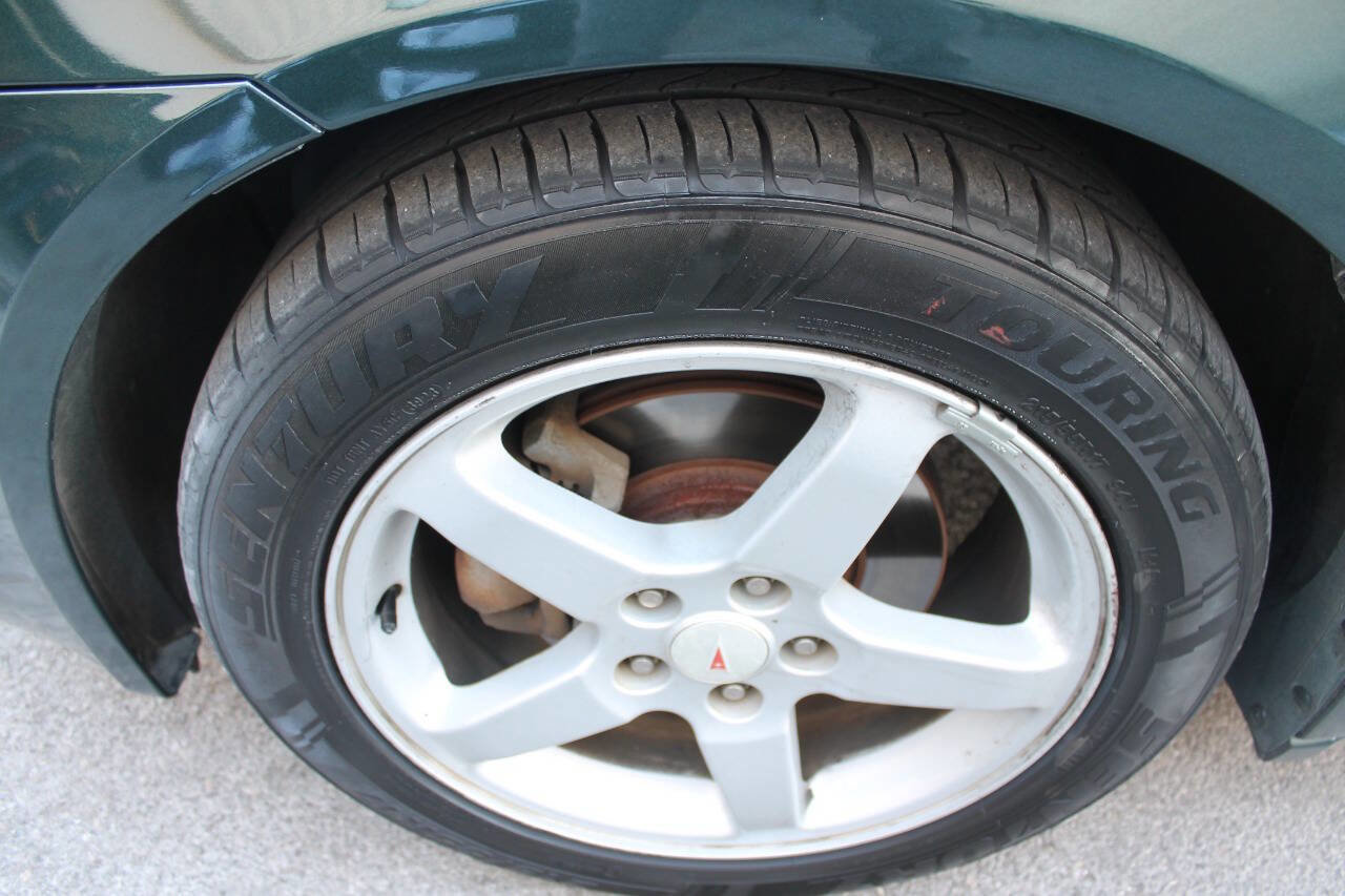 Used 2007 Pontiac G6 Sedan w/ Sport Package FWD image 12