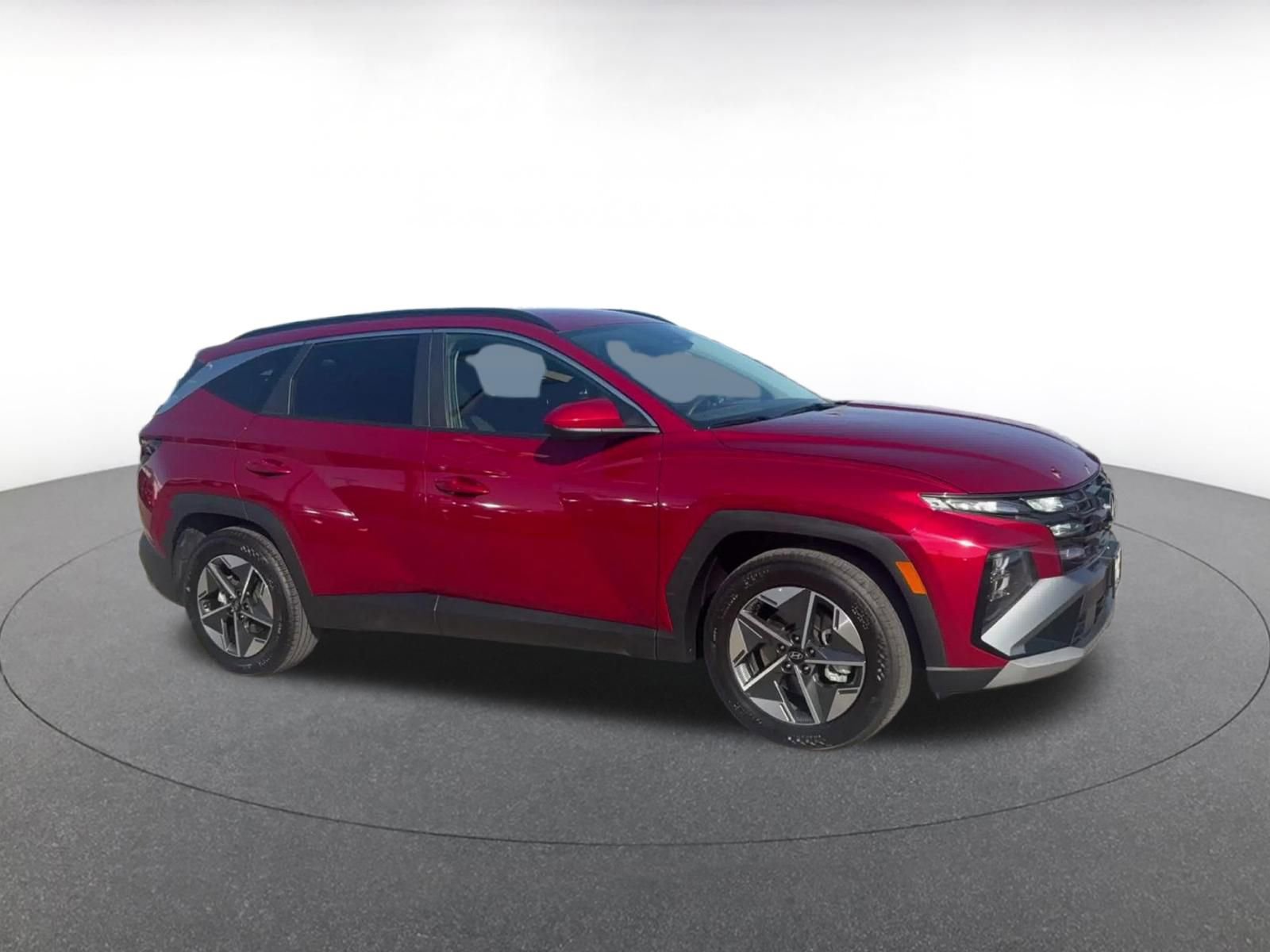 Used 2025 Hyundai Tucson SEL FWD image 2