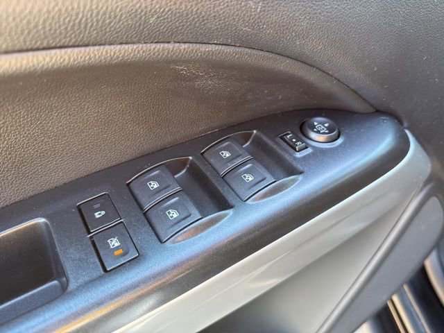 Used 2021 Chevrolet Colorado ZR2 w/ ZR2 Midnight Special Edition image 13