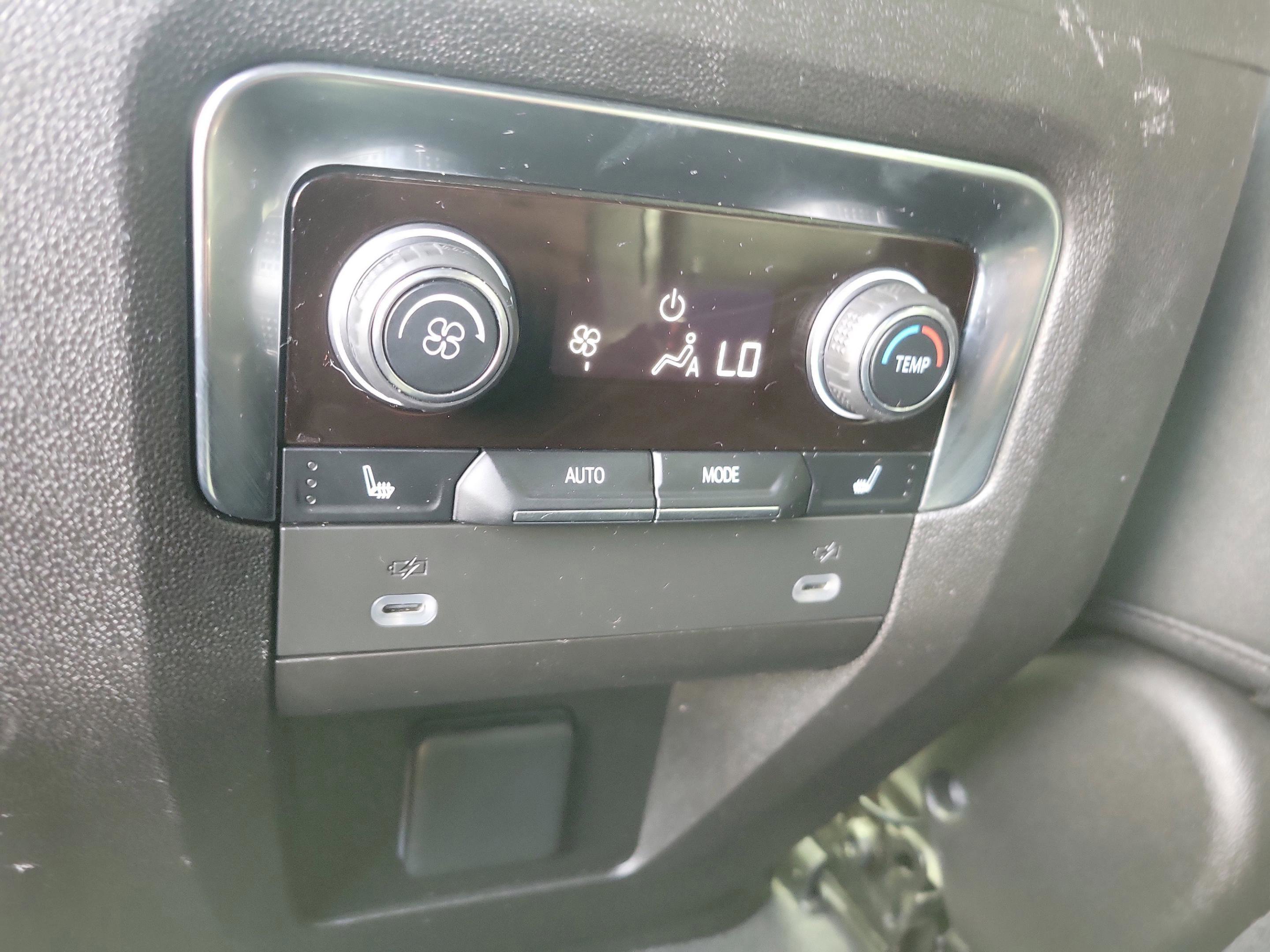 Used 2021 Chevrolet Tahoe RST w/ Luxury Package image 10