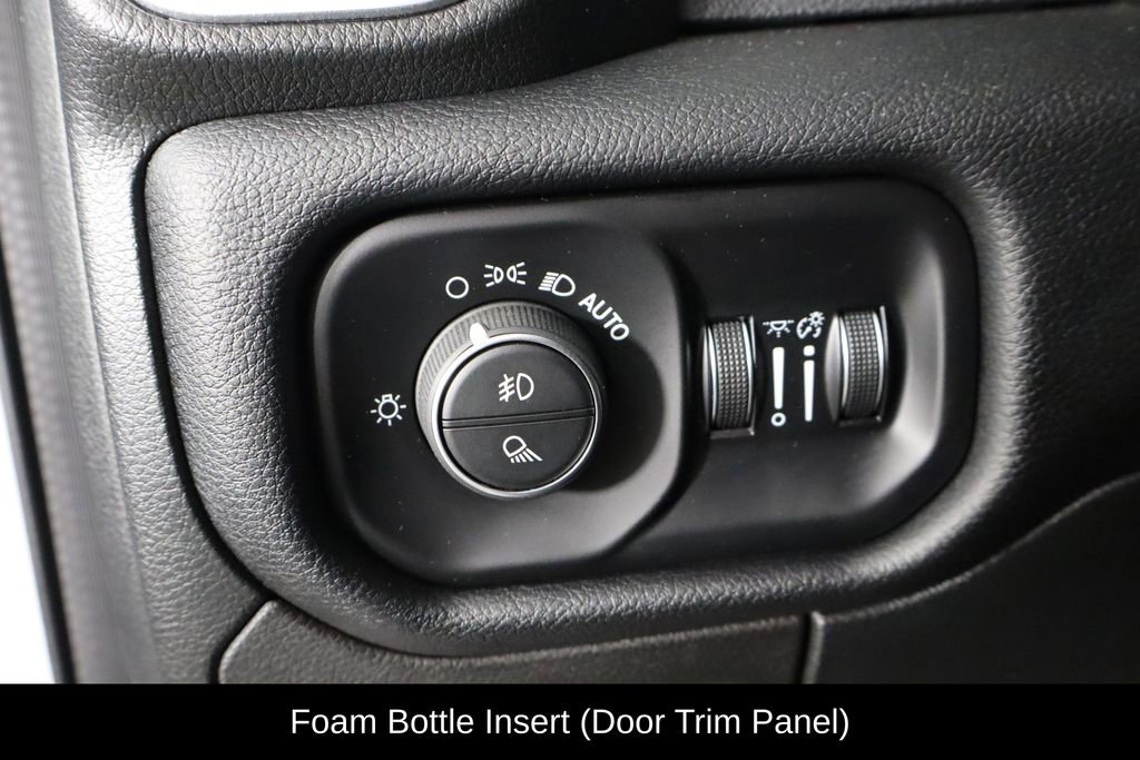 Used 2020 RAM 1500 Laramie w/ Sport Appearance Package image 23