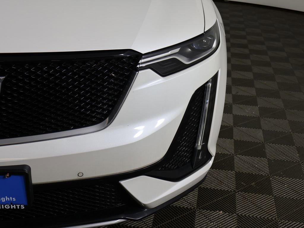 Used 2021 Cadillac XT6 Sport AWD/4WD image 16