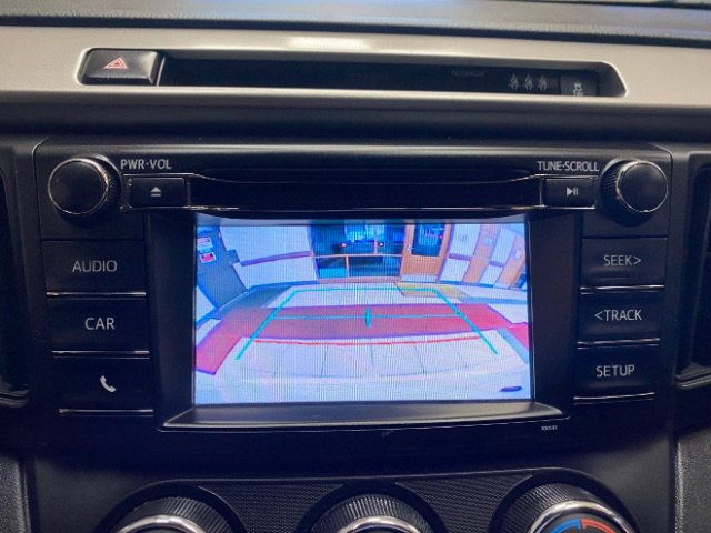 Used 2017 Toyota RAV4 LE image 27