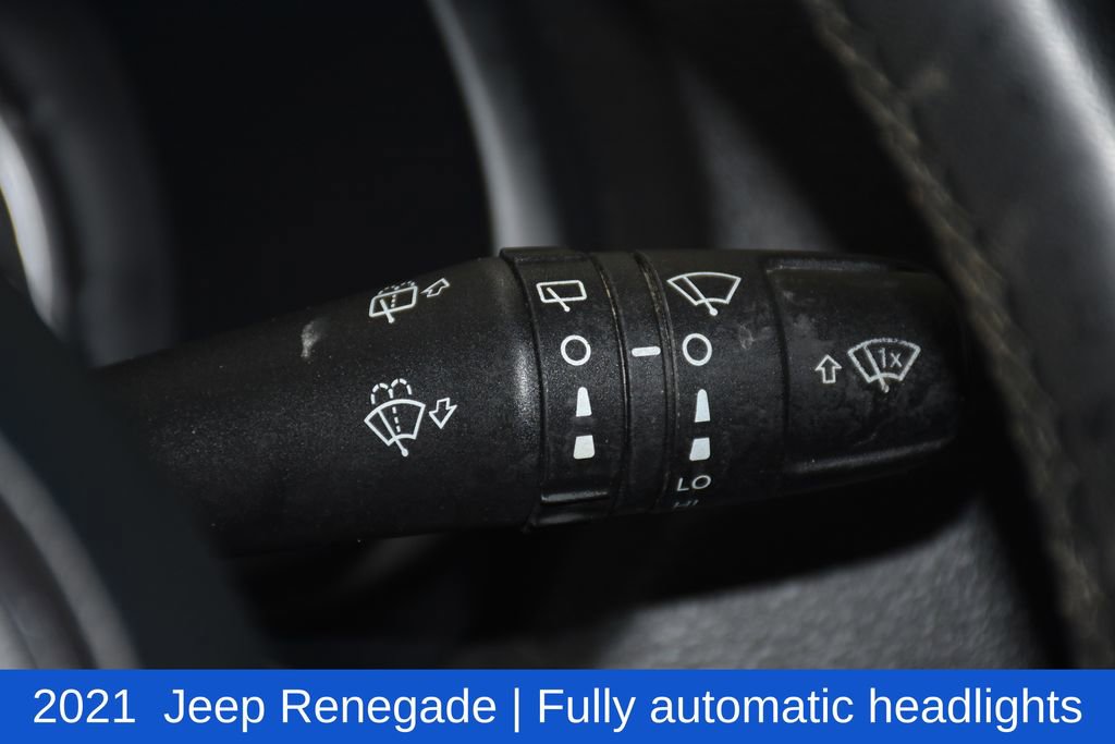 Used 2021 Jeep Renegade Latitude image 12