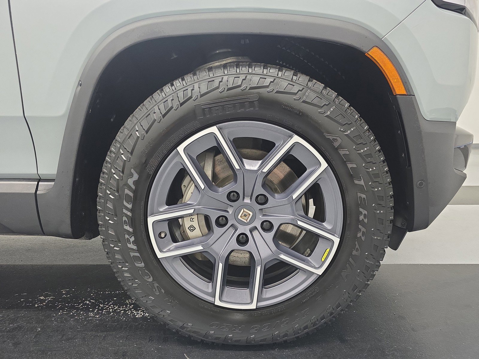 Used 2023 Rivian R1T Adventure AWD/4WD image 11