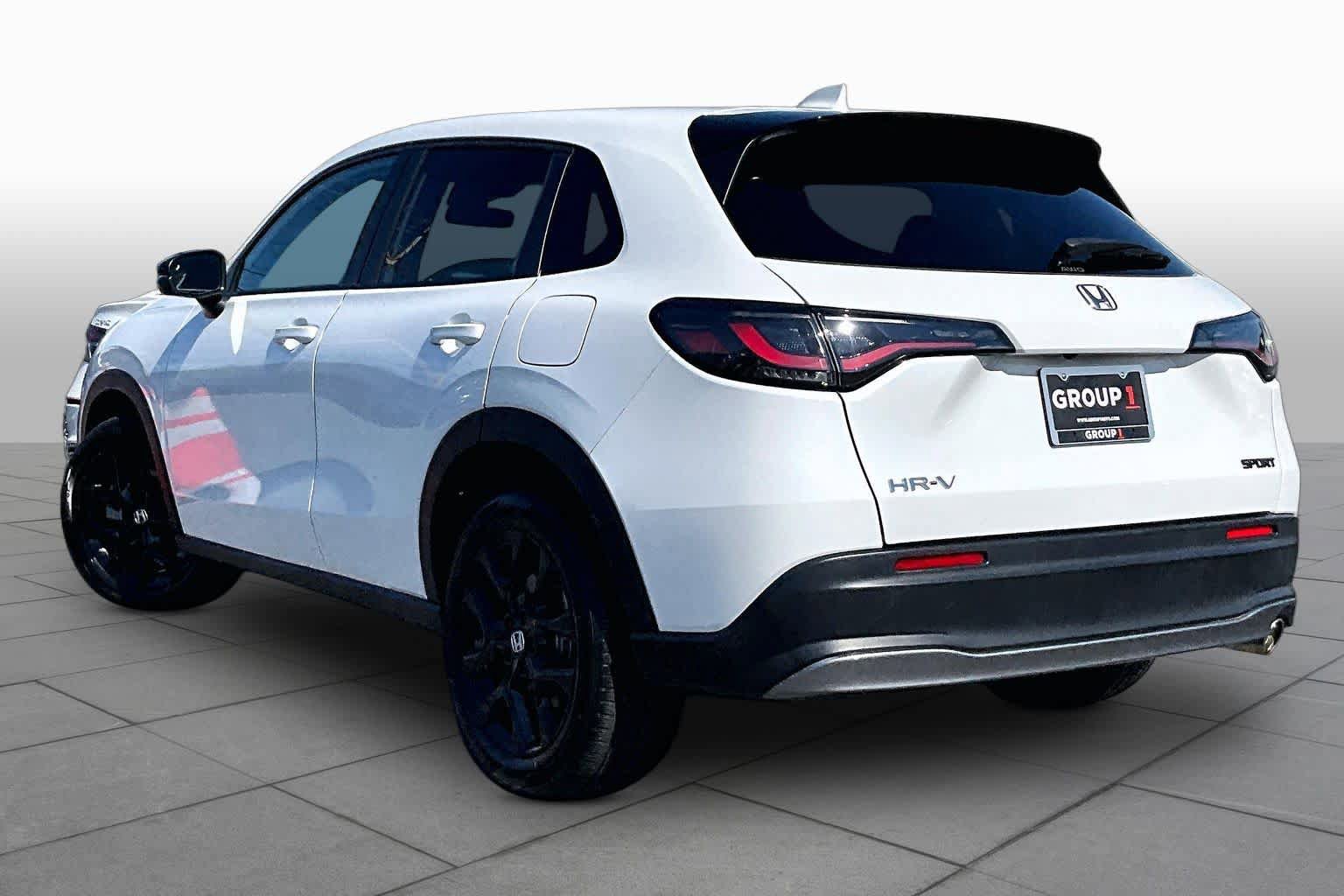 Used 2023 Honda HR-V Sport image 12