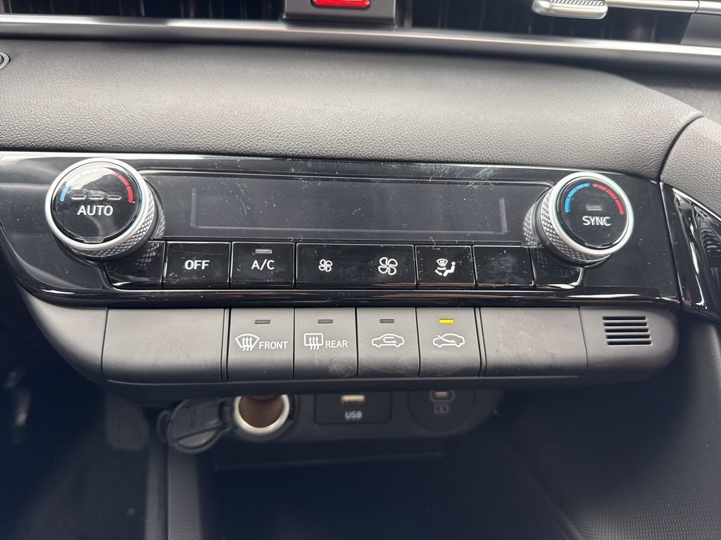 New 2026 Hyundai Elantra Hybrid FWD image 13