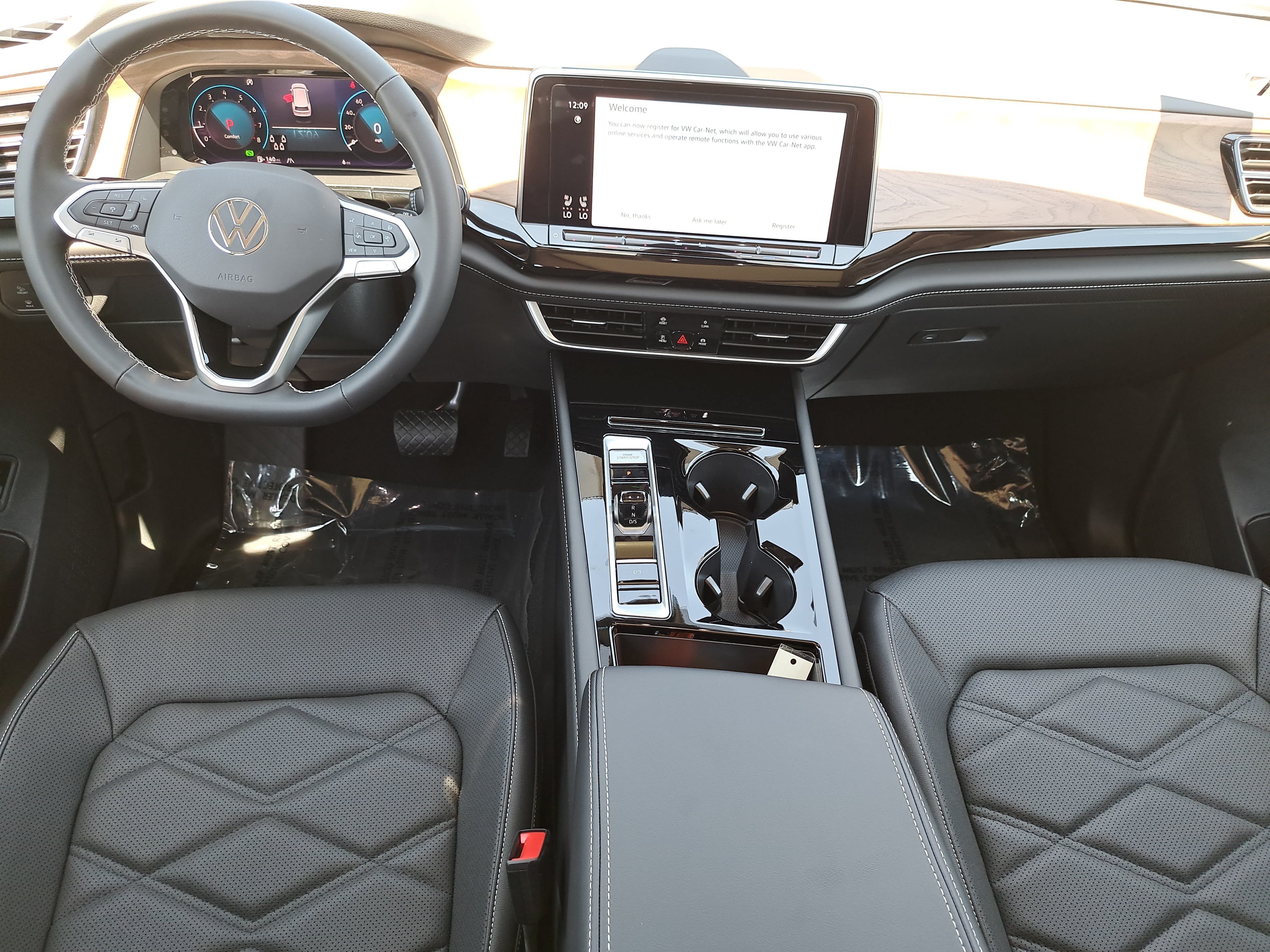 New 2026 Volkswagen Atlas SE FWD image 9