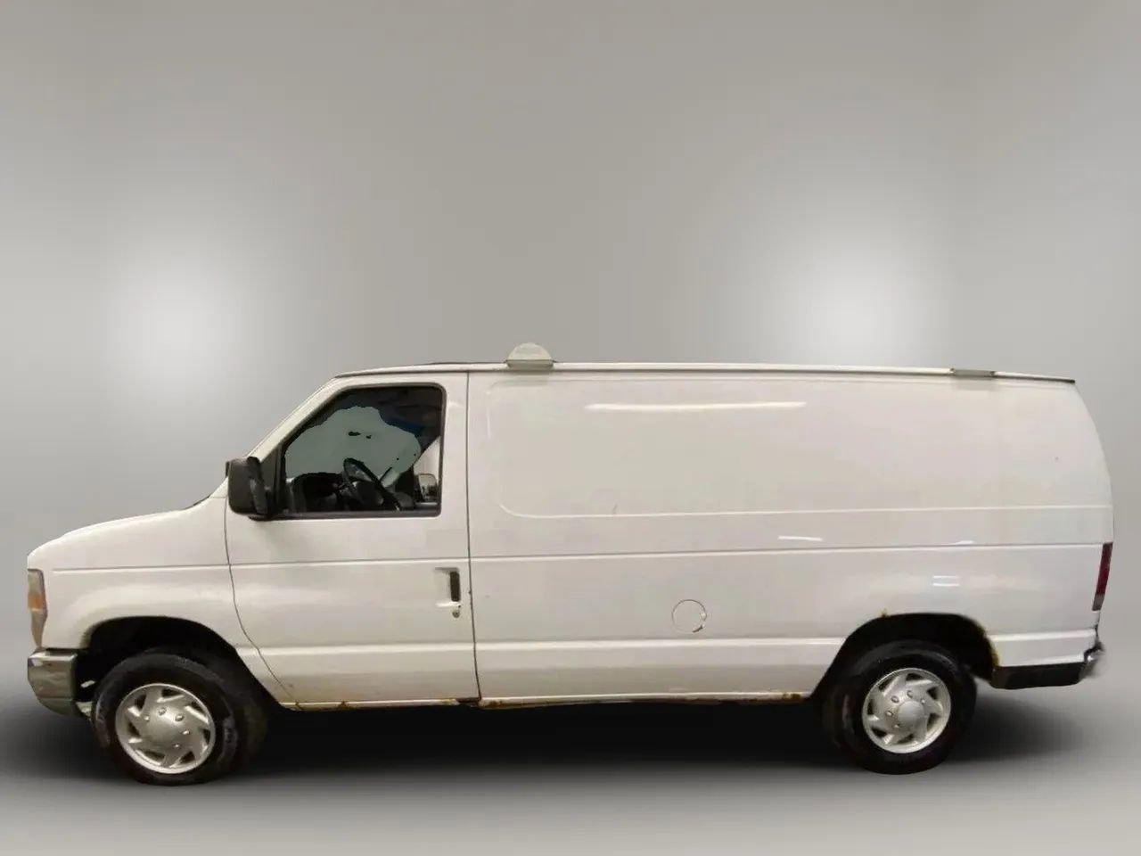 Used 2008 Ford E-150 and Econoline 150 Van 3D image 2