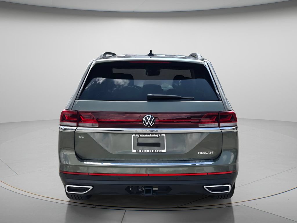 Certified 2026 Volkswagen Atlas SE FWD image 5