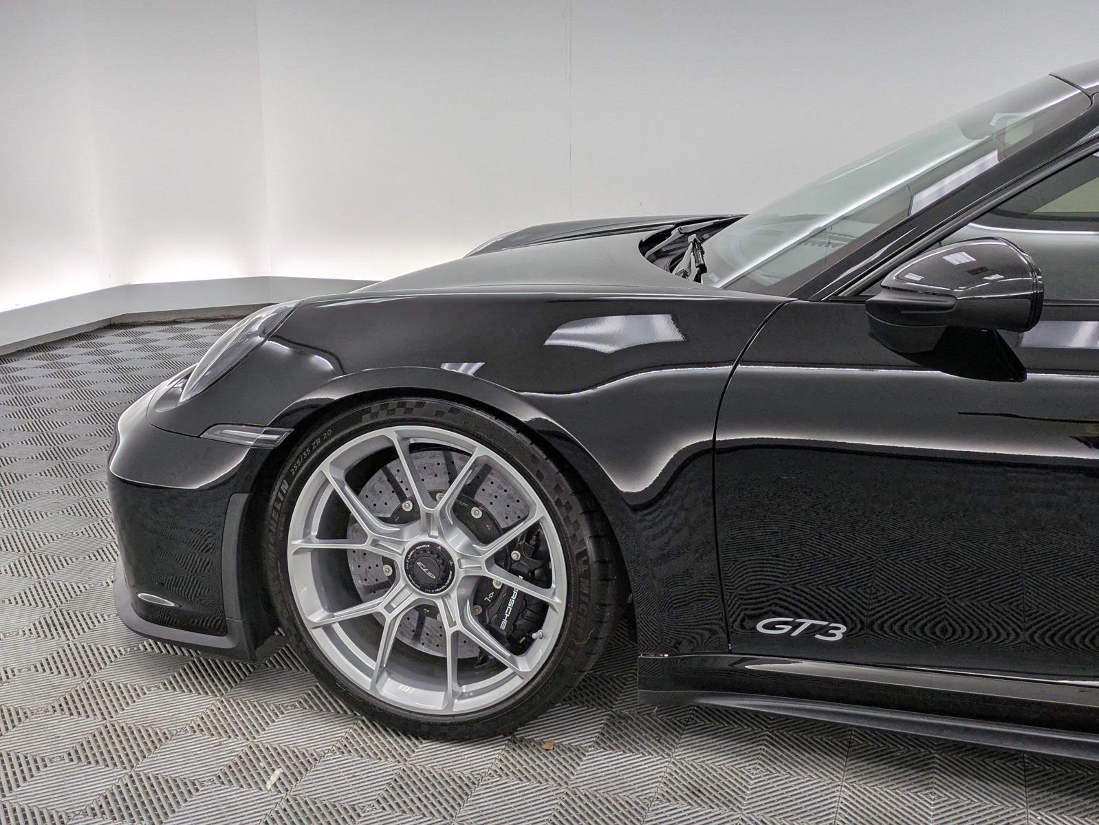 Certified 2022 Porsche 911 GT3 image 12
