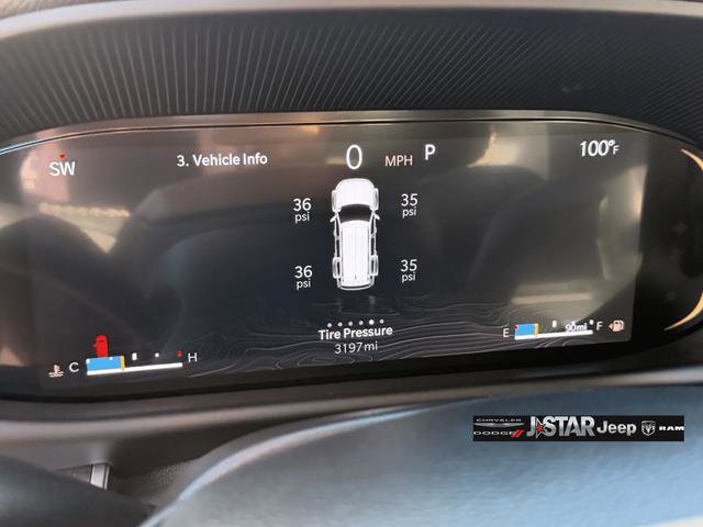 Used 2025 Jeep Wagoneer Series II w/ Premium Group I image 13