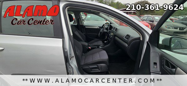 Used 2013 Volkswagen Golf 4-Door FWD image 13