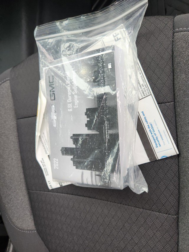 Used 2022 Chevrolet Silverado 2500 LT w/ Convenience Package image 17