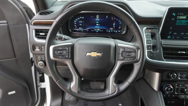 Used 2024 Chevrolet Suburban Premier image 27