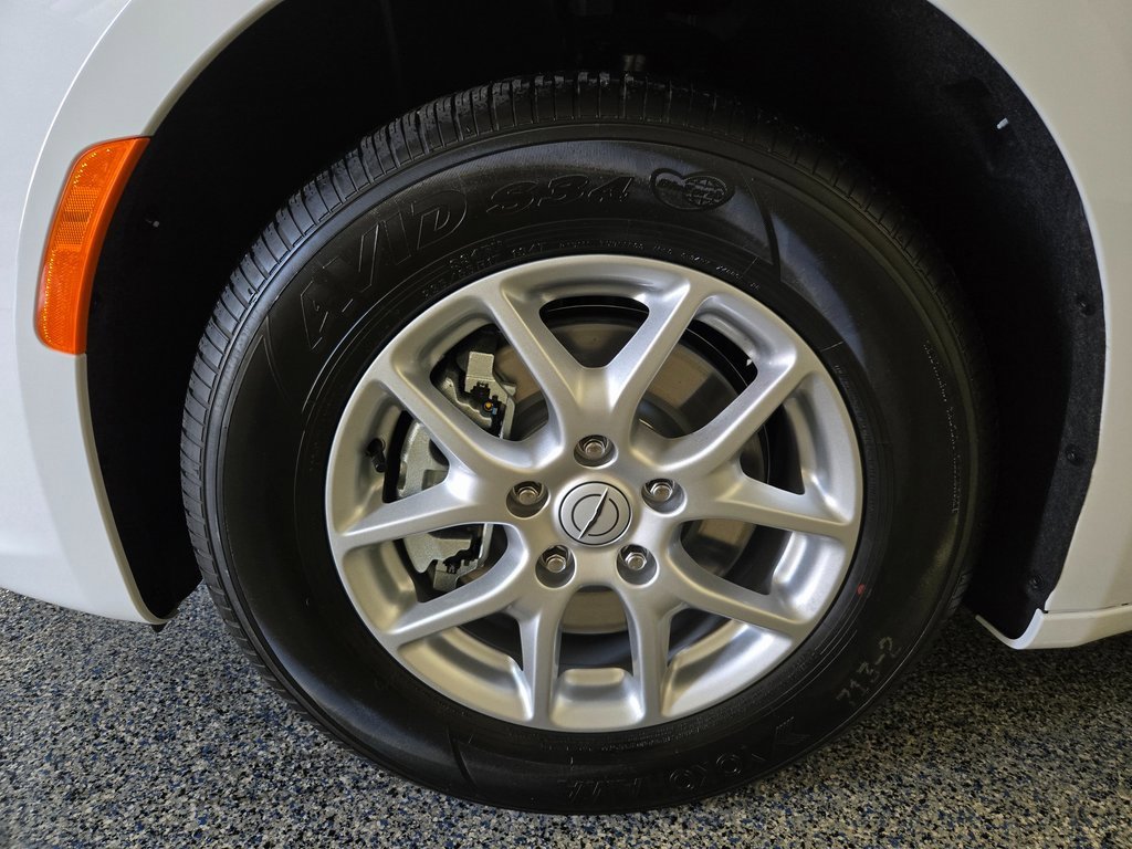 New 2025 Chrysler Pacifica Select image 28