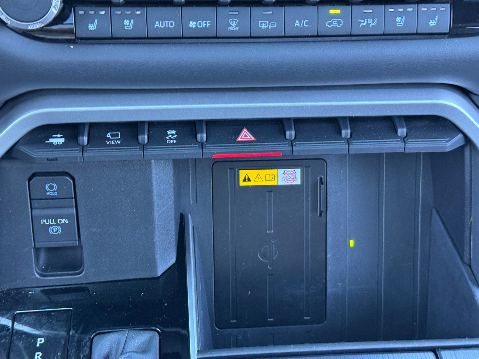 Used 2024 Toyota Sequoia Platinum image 32