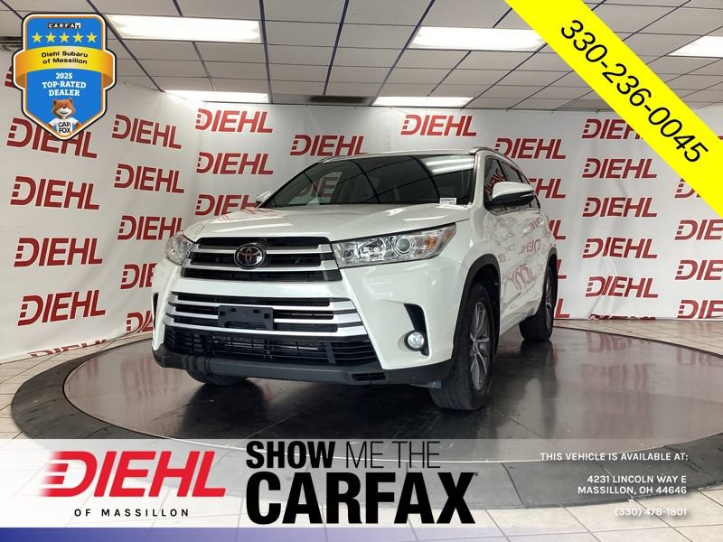 Used 2018 Toyota Highlander XLE AWD/4WD image 3