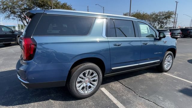 New 2026 GMC Yukon XL Denali w/ Sun & Power Step Package AWD/4WD image 2