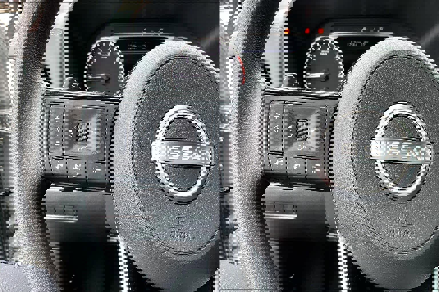 Used 2022 Nissan Rogue SV image 21