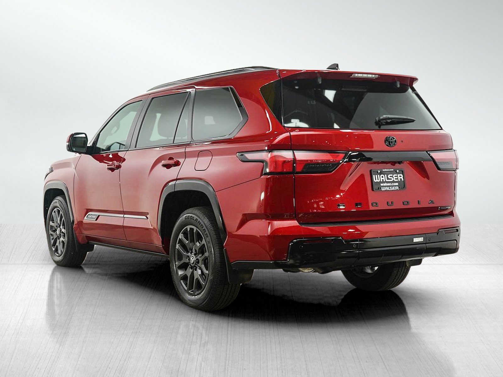 Used 2026 Toyota Sequoia Platinum AWD/4WD image 3