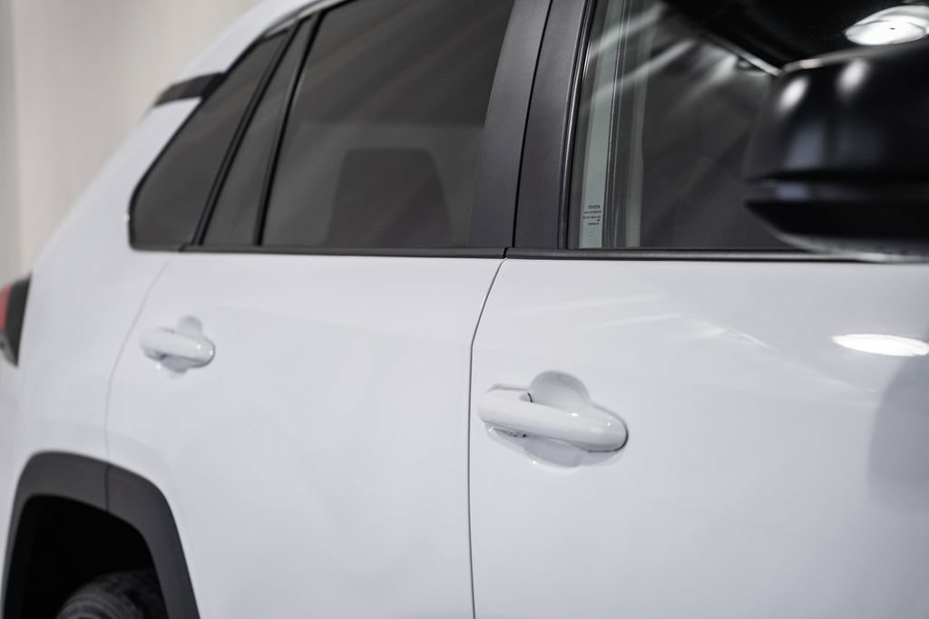 Used 2024 Toyota RAV4 LE image 14