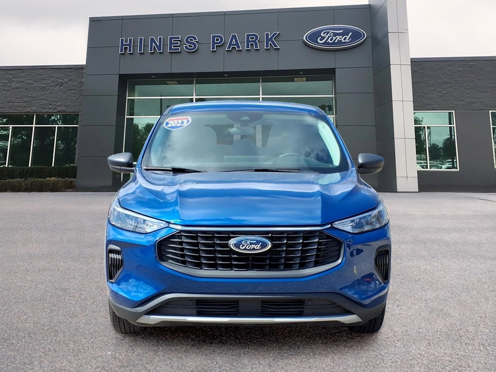 Used 2023 Ford Escape Active w/ Tech Pack #1 AWD/4WD image 2