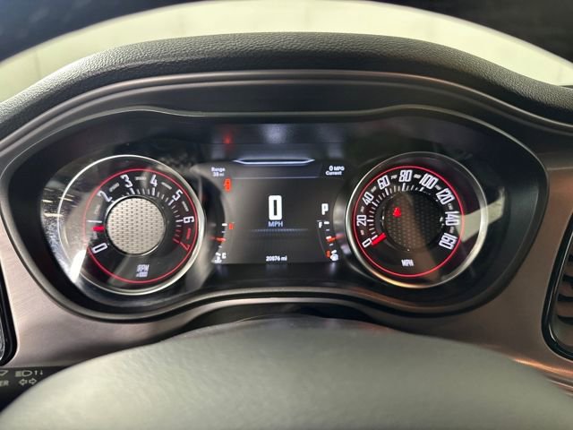 Used 2023 Dodge Challenger SXT image 16