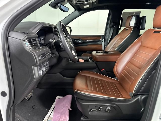 Used 2024 GMC Yukon XL Denali Ultimate image 11