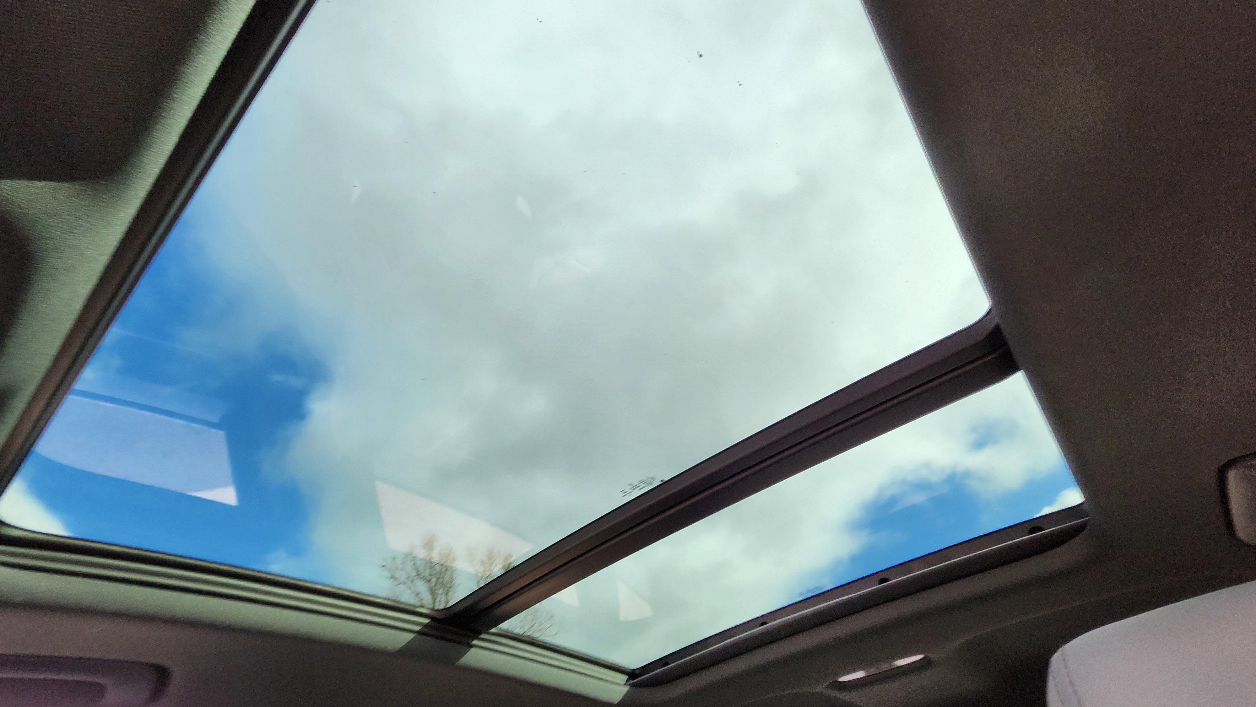 Used 2022 Audi Q3 2.0T Premium Plus w/ Premium Plus Package image 2