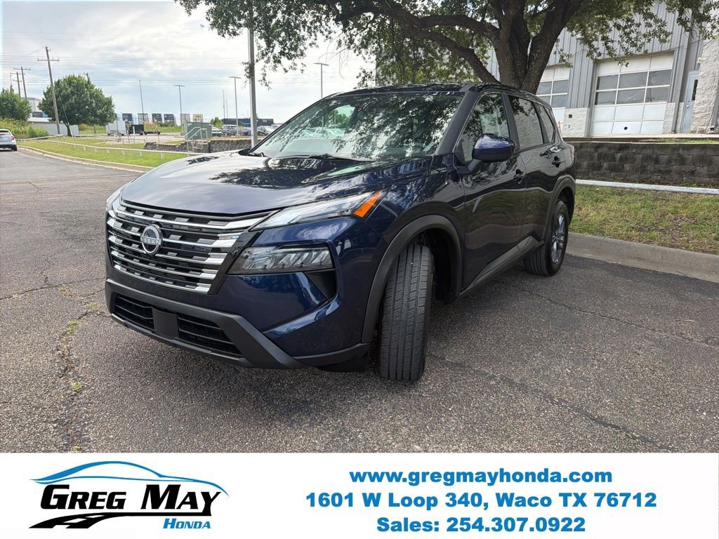 Used 2026 Nissan Rogue SV AWD/4WD image 7