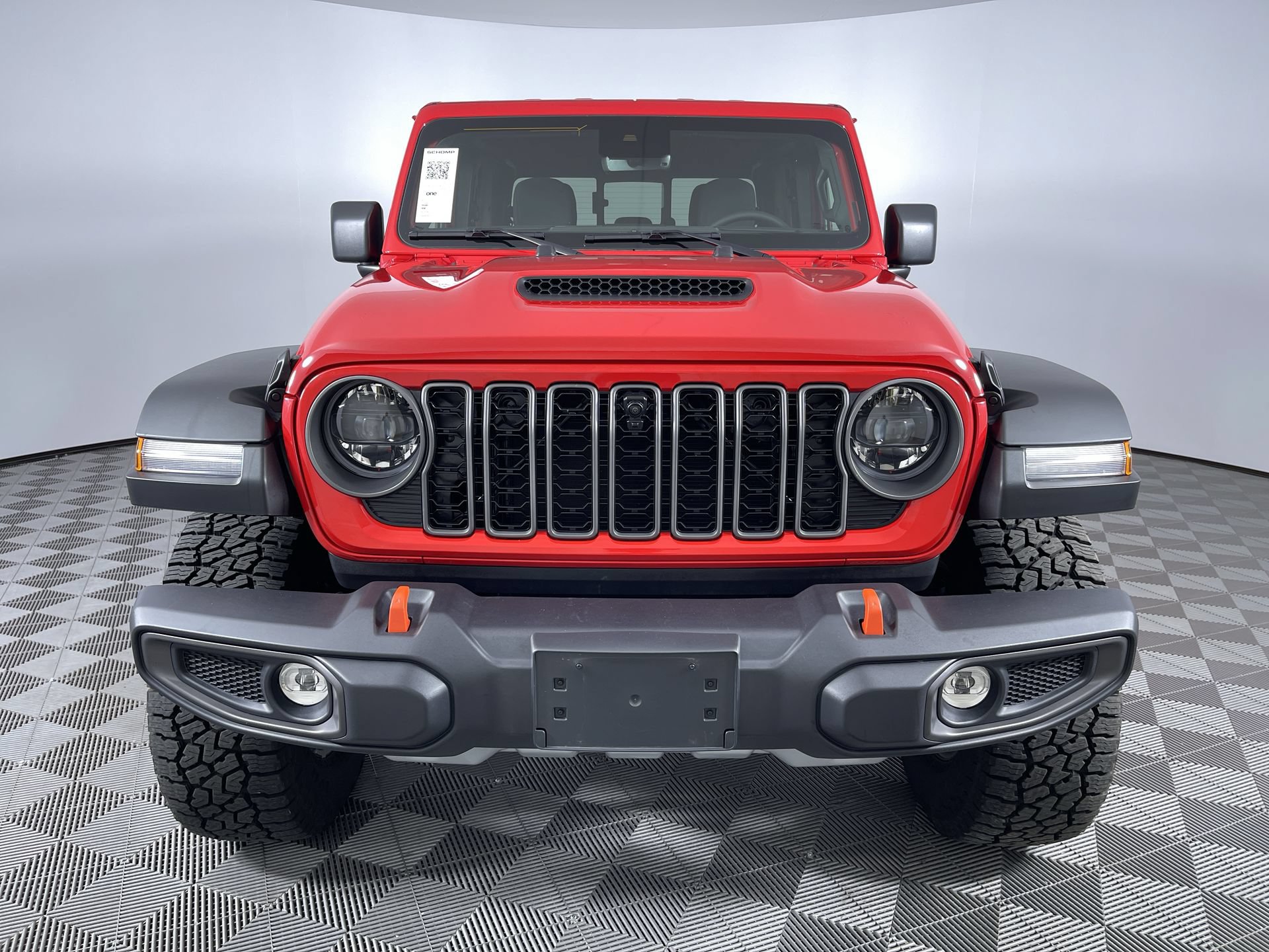 Used 2025 Jeep Gladiator Mojave w/ Convenience Group AWD/4WD image 31