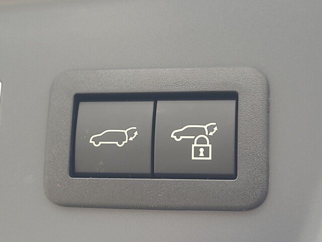New 2026 Toyota Prius Limited FWD image 28