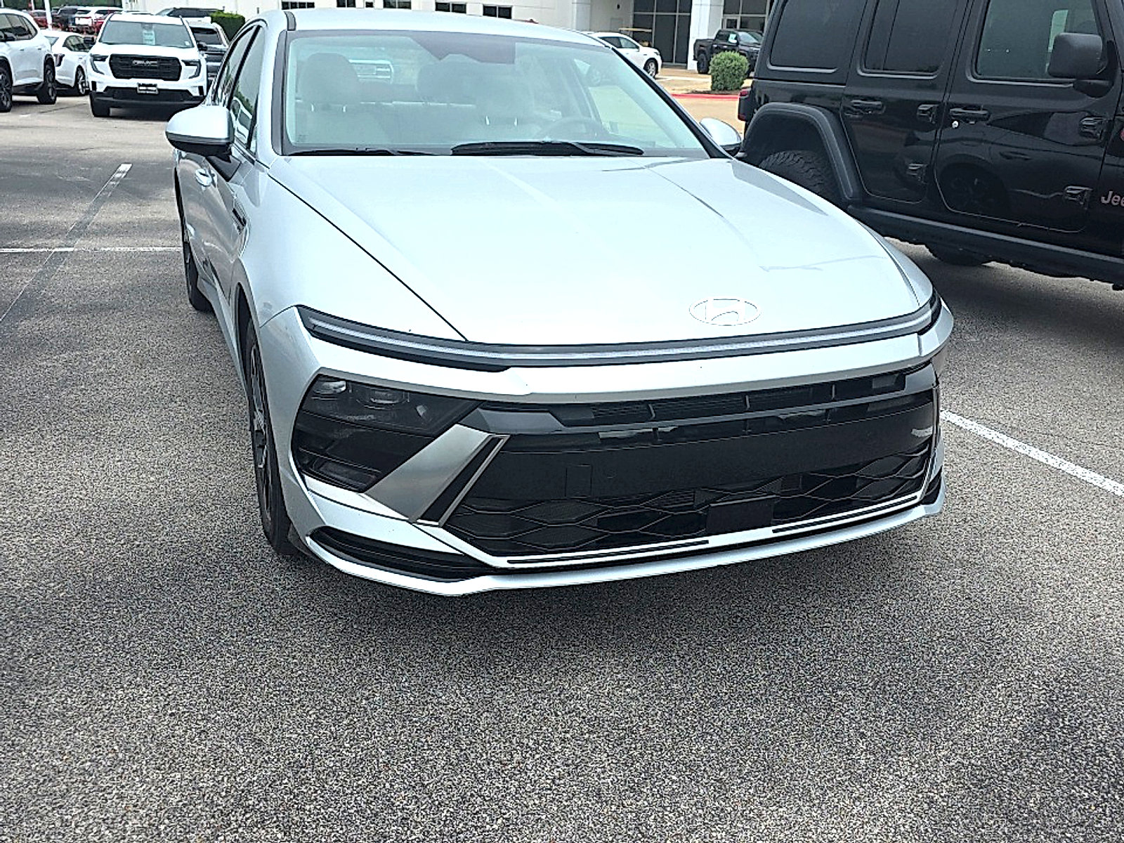Used 2025 Hyundai Sonata SEL FWD image 6