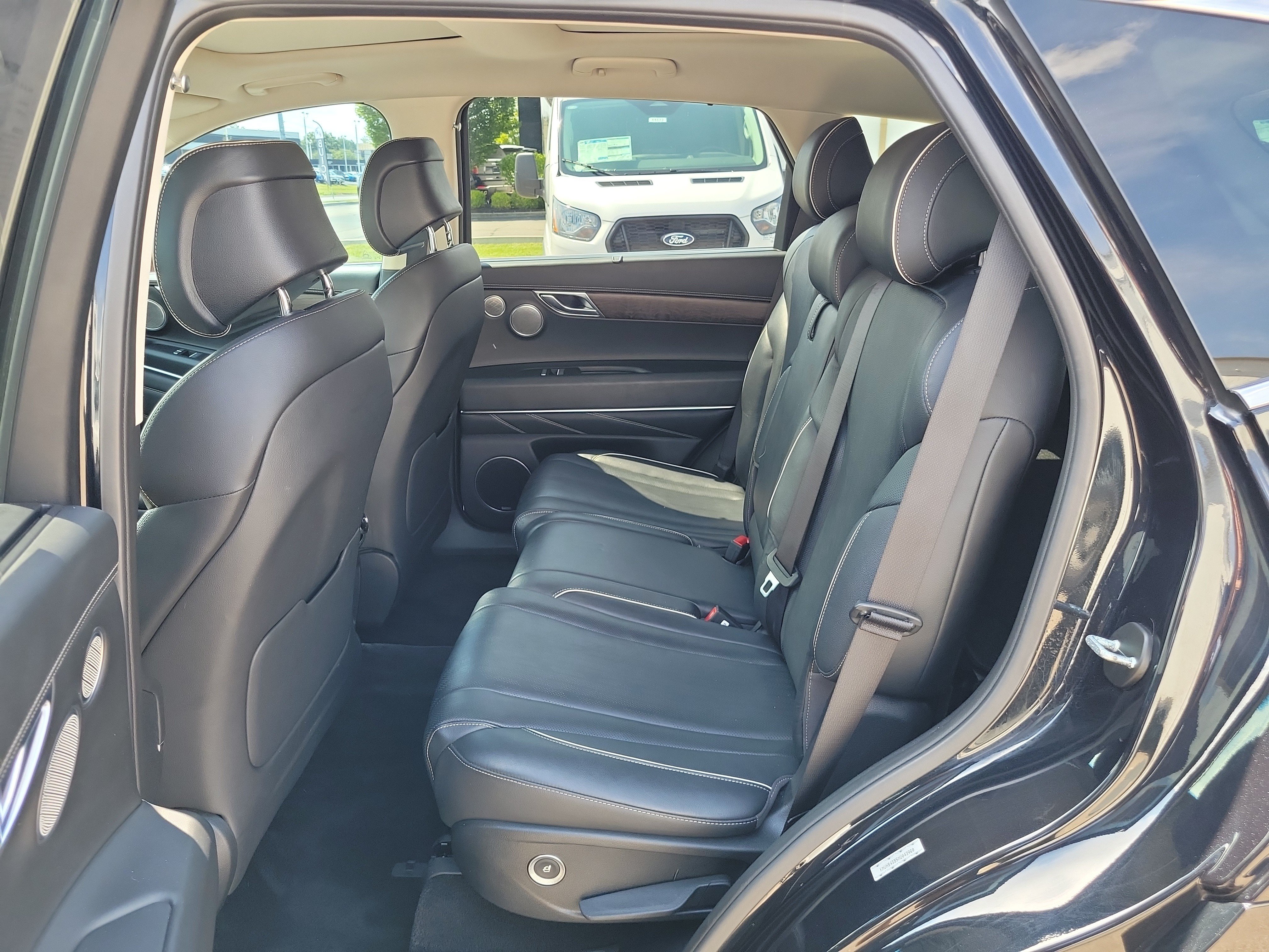 Used 2021 Genesis GV80 2.5T w/ Prestige Package 05 RWD image 12